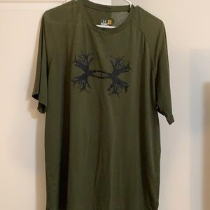 Under Armour Tee Shirt